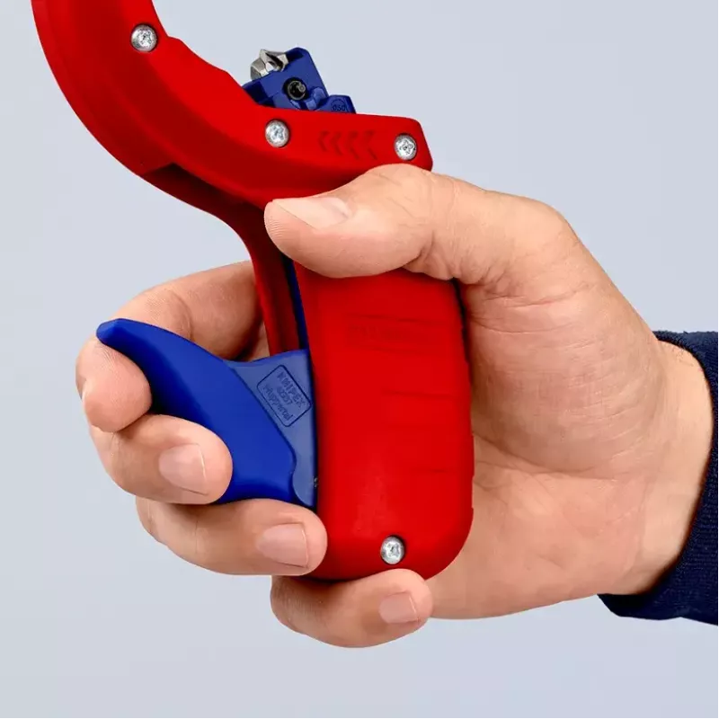 Obcinak do rur Knipex 90 23 01 BK, ostrze stalowe, uchwyt plastikowy, 165 mm