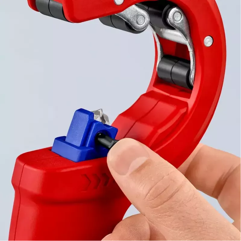 Obcinak do rur Knipex 90 23 01 BK, ostrze stalowe, uchwyt plastikowy, 165 mm