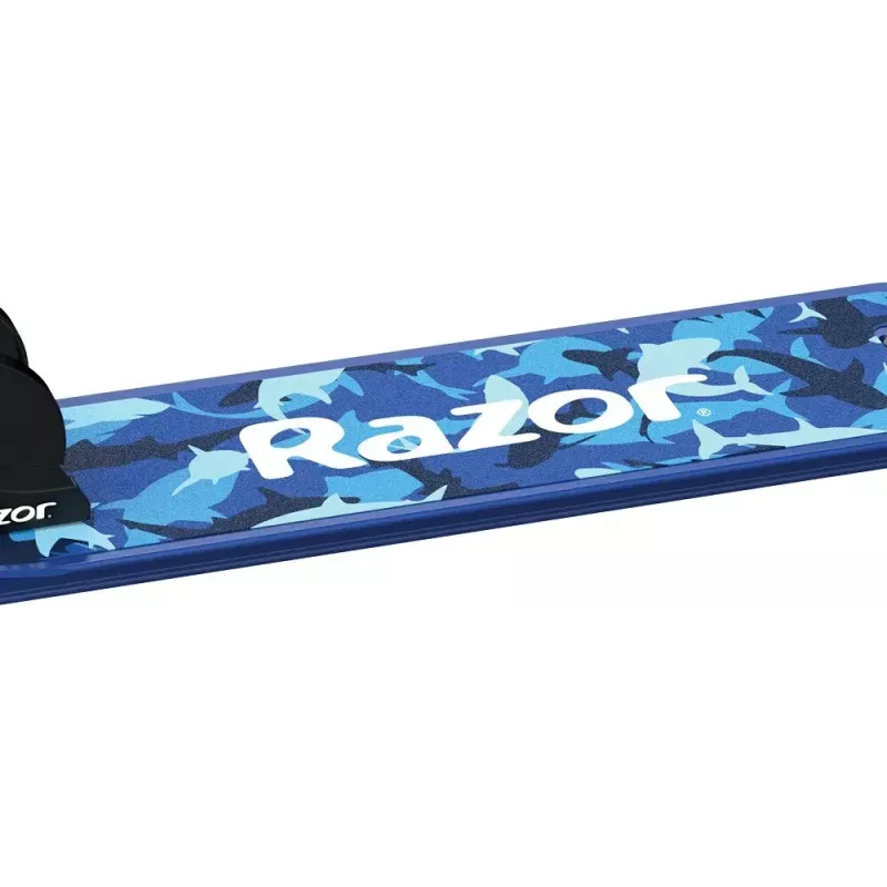 Kick scooter Razor Model A Shark Camo — składana, lekka hulajnoga nożna dla dzieci i nastolatków, 2 koła, regulowana kierownica, maks. obciążenie 65 kg