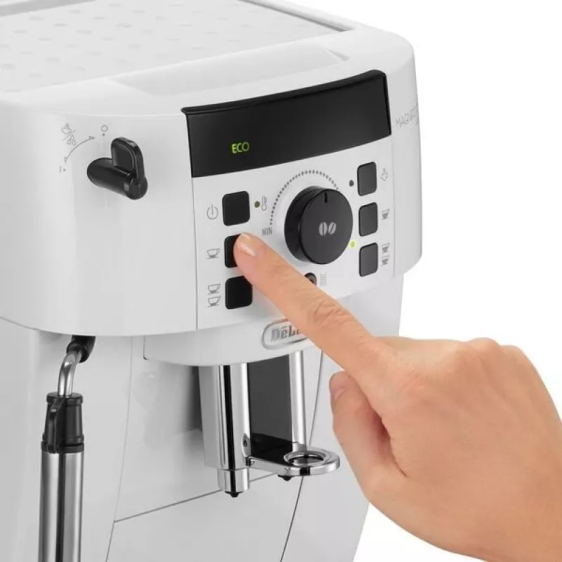 Combi espresso machine De’Longhi Magnifica S ECAM 21.117.B 1.8 L water tank, 250 g bean hopper, 15 bar