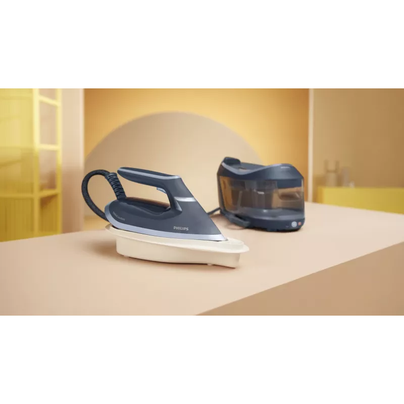 Stacja parowa Philips serii 6000 PSG6042/20 2400 W 1,8 l SteamGlide Advanced niebieska