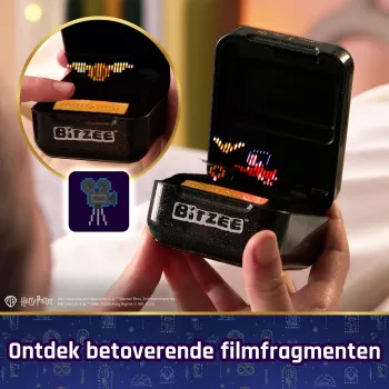 Wizarding World Harry Potter, Bitzee Interaktywna Zabawka z 20 Postaciami w Środku, Idealna na Prezenty Wielkanocne, Cyfrowy Zwierzak Reagujący na Przeciągnięcia, Przechyły i Stuknięcia