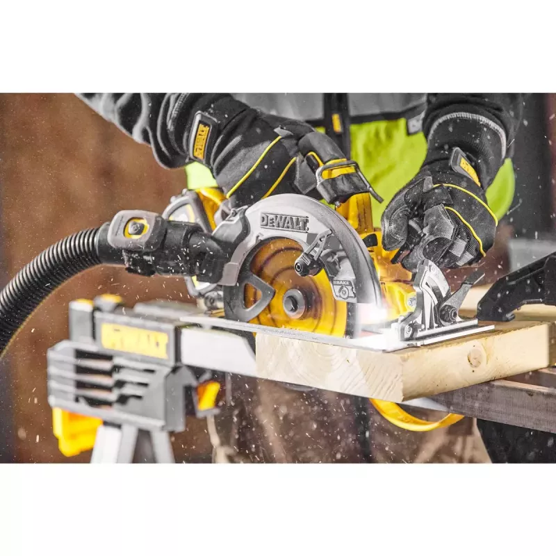 Przenośna pilarka tarczowa DeWALT DCS573NT-XJ