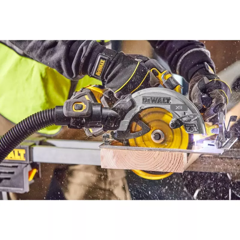 Przenośna pilarka tarczowa DeWALT DCS573NT-XJ