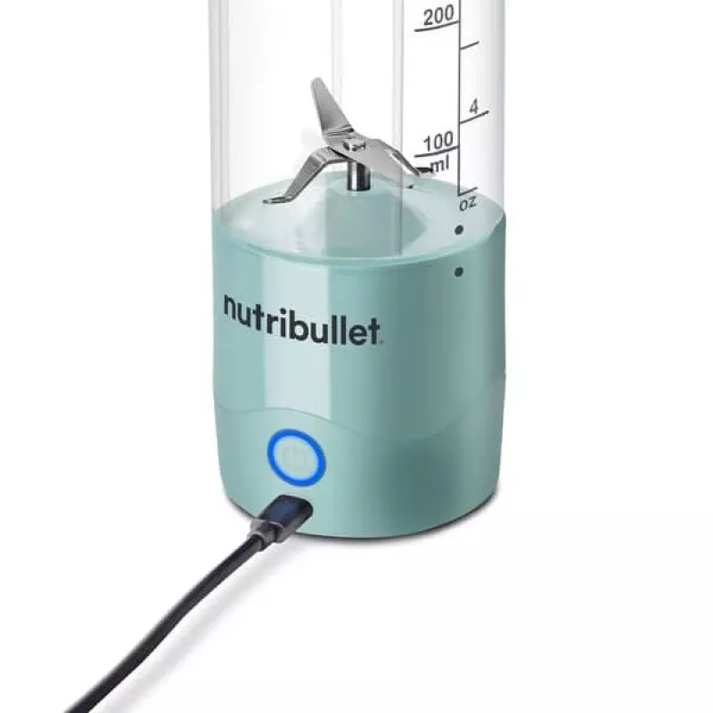 Sport blender NUTRIBULLET Portable 0,475 L niebieski, zasilany bateriami, pojemnik Tritan, ostrza ze stali nierdzewnej