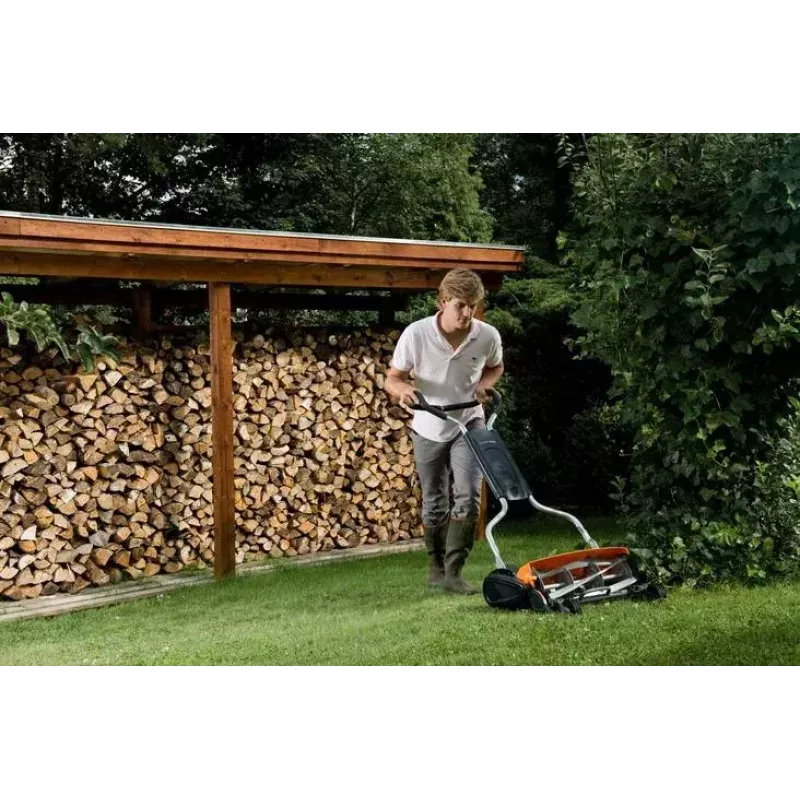 Ręczna kosiarka bębnowa Fiskars 113880 szerokość cięcia 116,8 cm