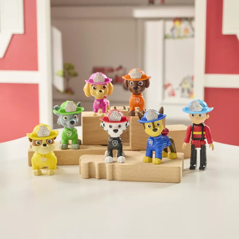 PAW Patrol Fire Rescue Team Pack z 7 kolekcjonerskimi figurkami akcji, w tym Ryder i 6 szczeniaków, zabawki dla chłopców i dziewczynek od 3 lat