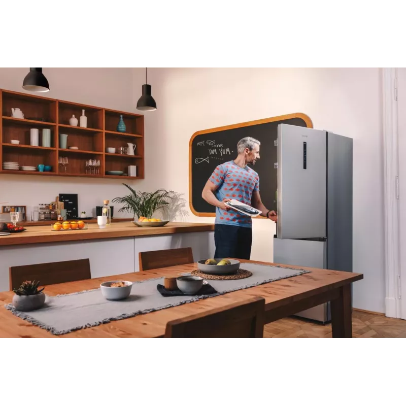 Gorenje Lodówka z zamrażarką NRK619CAXL4 SI, 304 L, SN-N, 6 kg/24h, C, Komora Fresh Zone, Szary