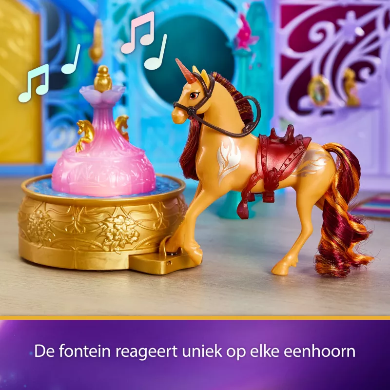 Zestaw zabawowy Spin Master Unicorn Academy ze stajnią, fontanną, efektami świetlnymi i dźwiękowymi