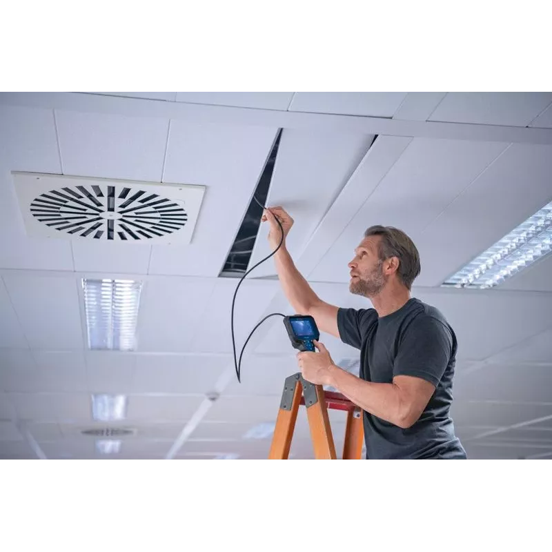 Kamera inspekcyjna Bosch GIC 12V-4-23 C Professional — zasilana akumulatorem 12 V, elastyczny kabel 4,23 m