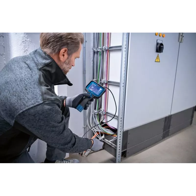 Kamera inspekcyjna Bosch GIC 12V-4-23 C Professional — zasilana akumulatorem 12 V, elastyczny kabel 4,23 m