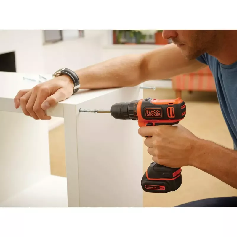 Pistol Grip Drill Czarny & Decker BDCDD12-QW, Keyless, 1.5 Ah