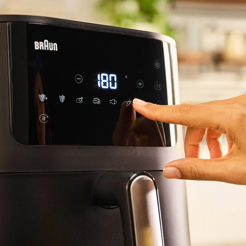 Frytkownica beztłuszczowa Braun Household MultiFry 5 HF5030 — 1700 W, kosz 6,0 l, czarno-srebrny
