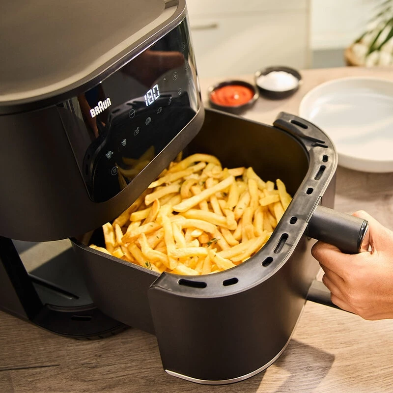 Frytkownica beztłuszczowa Braun Household MultiFry 5 HF5030 — 1700 W, kosz 6,0 l, czarno-srebrny