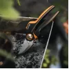 Sekator Fiskars X-Series L P961 — nożycowy, stalowe ostrze, średnica cięcia 2,6 cm, długość 222 mm