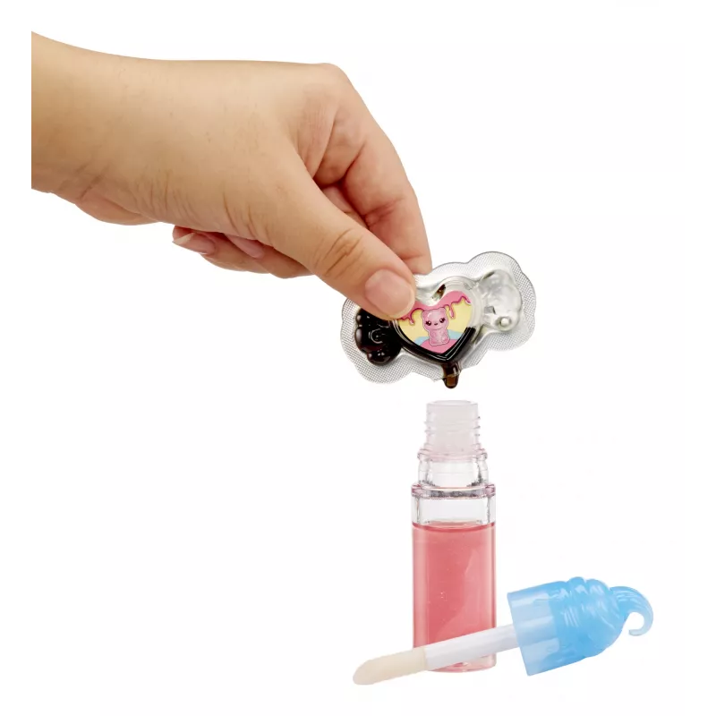 MGA Entertainment Yummiland Lalka z błyszczykiem Sour Sweeties - Gabi Gummybear