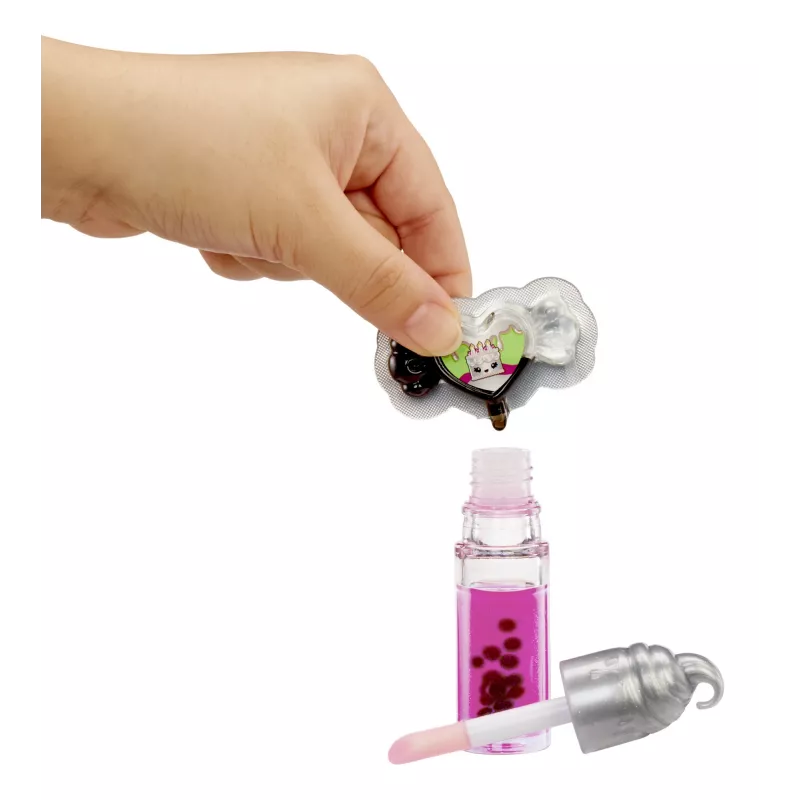 MGA Entertainment Lalka Yummiland z błyszczykiem Sour Sweeties – Misty Cakes