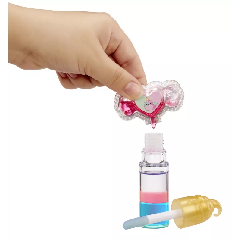 MGA Entertainment Yummiland Mystery Lip Gloss Doll - Phoebe Frappe