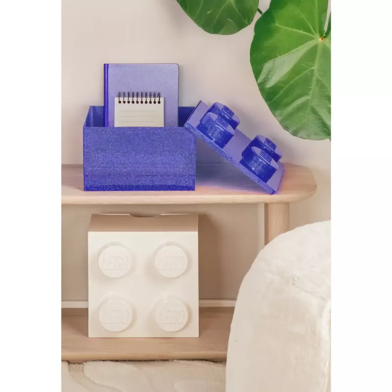 Pojemnik do przechowywania Room Copenhagen LEGO Storage Brick 4 Top Lid Glitter — fioletowy/przezroczysty