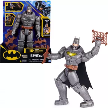 DC Comics , Battle Strike Batman 12-calowa figurka akcji, 5 akcesoriów, 20+ dźwięków, kolekcjonerskie zabawki dla dzieci dla chłopców i dziewczynek od 3 lat