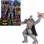 DC Comics , Battle Strike Batman 12-calowa figurka akcji, 5 akcesoriów, 20+ dźwięków, kolekcjonerskie zabawki dla dzieci dla chłopców i dziewczynek od 3 lat
