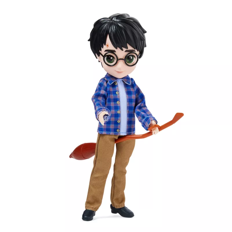 Wizarding World Harry Potter, 8-calowy zestaw upominkowy z lalką Harry'ego Pottera z peleryną niewidką i 5 akcesoriami dla lalek, zabawki dla dzieci od 6 lat