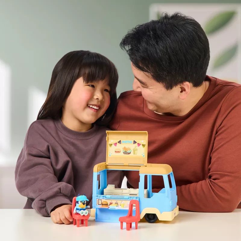 Zestaw zabawkowy TMTOYS Moose Toys MS18919 — zestaw kawiarniany Bluey, plastik, wielokolorowy, wiek 3+