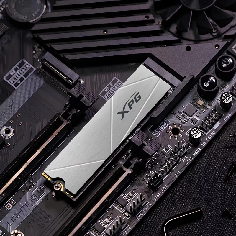 Dysk SSD ADATA 512 GB M.2 PCI Express 4.0 NVMe GAMMIX S60