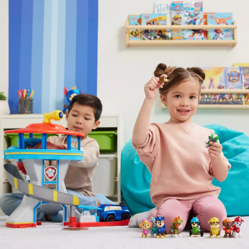 PAW Patrol, 10. rocznica, Zestaw figurek All Paws On Deck z 10 kolekcjonerskimi figurkami akcji, Zabawki dla dzieci od 3 lat