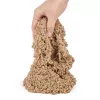 Kinetic Sand, 11 funtów (5 kg) naturalnie brązowy piasek do zabawy do prac plastycznych i rękodzieła, piaskownicy, ekskluzywny Amazon (opakowanie może się różnić), formowalne zabawki sensoryczne dla dzieci od 3 lat