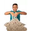 Kinetic Sand, Zestaw Dig N' Demolish z 1 funtem piasku i zabawkową ciężarówką, Zabawki sensoryczne dla dzieci w wieku 5+