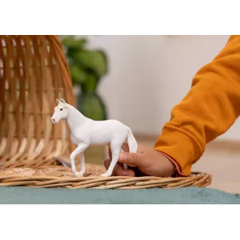 Figurka Schleich Camarillo Klacz Biała 13959S Wiek 3+
