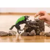 Figurka Schleich ELDRADOR CREATURES Granitowy Wilk model 70153, wiek 7+, zielono-szary