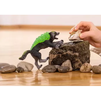 Figurka Schleich ELDRADOR CREATURES Granitowy Wilk model 70153, wiek 7+, zielono-szary