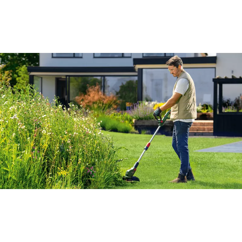 Bosch UniversalGrassCut 18V-26-500 26 cm Akumulatorowa podkaszarka żyłkowa Czarny, Zielony