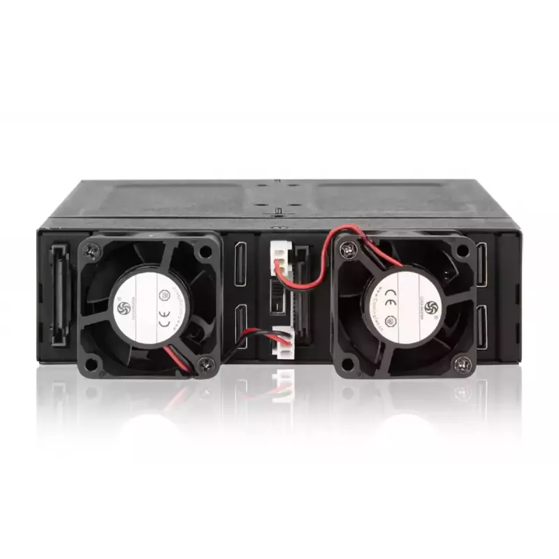 Obudowa SSD Icy Dock ToughArmor MB699VP-B V3 4 napędy 2,5 cala PCIe