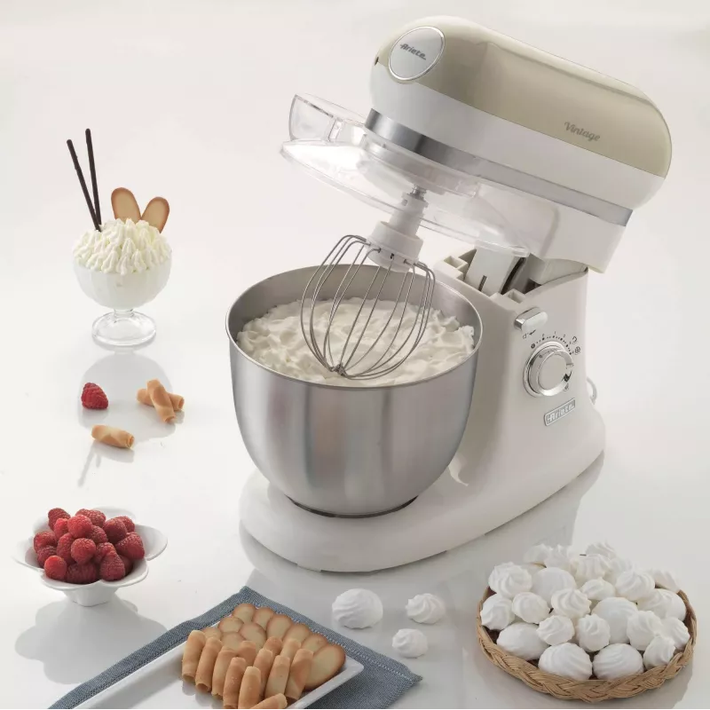 Ariete 1588 Vintage Mixer, Planetary Mixer do chleba, pizzy, ciast i wypieków, pojemność 5,5 l, 7 prędkości, 2400 W, pastelowy beż