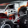 Monster Jam , Marvel Oficjalny Iron Man Vs. War Machine Die-Cast Monster Trucks, skala 1:64, zabawki dla dzieci dla chłopców i dziewczynek od 3 lat