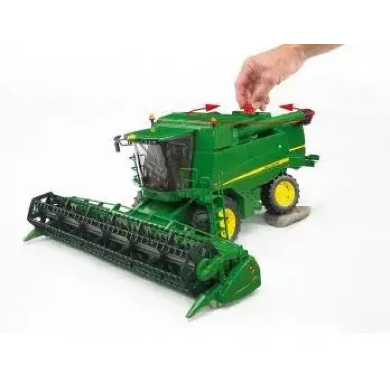 Ciągnik-zabawka BRUDER John Deere T670i