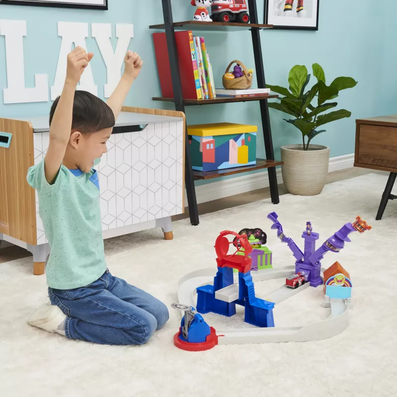 PAW Patrol True Metal Total City Rescue Movie Track Set z ekskluzywnym pojazdem Marshalla, skala 1:55, zabawki dla dzieci od 3 lat