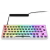 Kompaktowa przewodowa klawiatura 60% Sharkoon SKILLER SGK50 S4 — układ QWERTY niemiecki, podświetlenie RGB, USB, kabel 1,5 m, biała