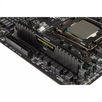 Pamięć CORSAIR 8GB DDR4 3000MHz C16 Lpx Black