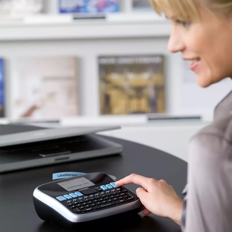 DYMO LabelManager ® ™ 210D - QWZ, QWERTZ, D1, Termotransferowy, 180 x 180 DPI, 12 mm/s, Czarny, Srebrny