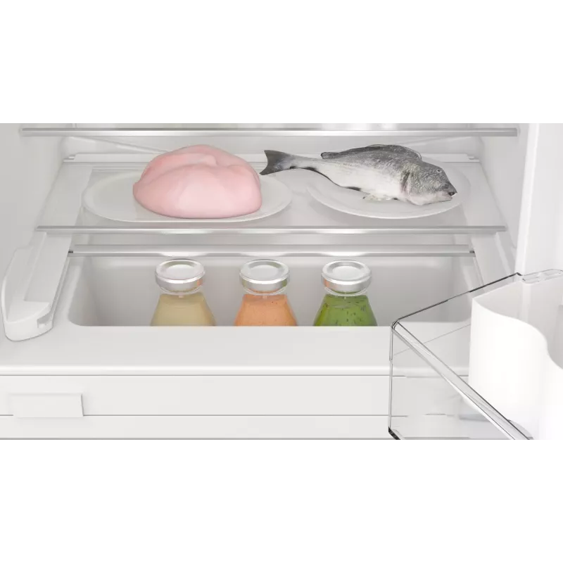 Bosch Serie 4 KUR21VFE0 lodówka do zabudowy 134 L biała