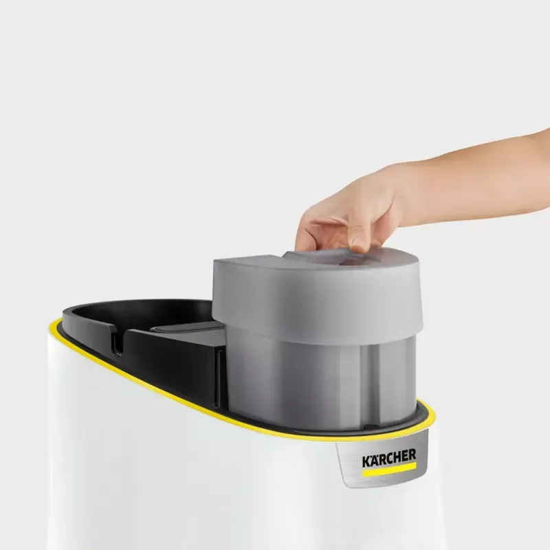 Parownica Karcher SC 4 Deluxe z 1,5-litrowym zbiornikiem na wodę i mocą 1500 W