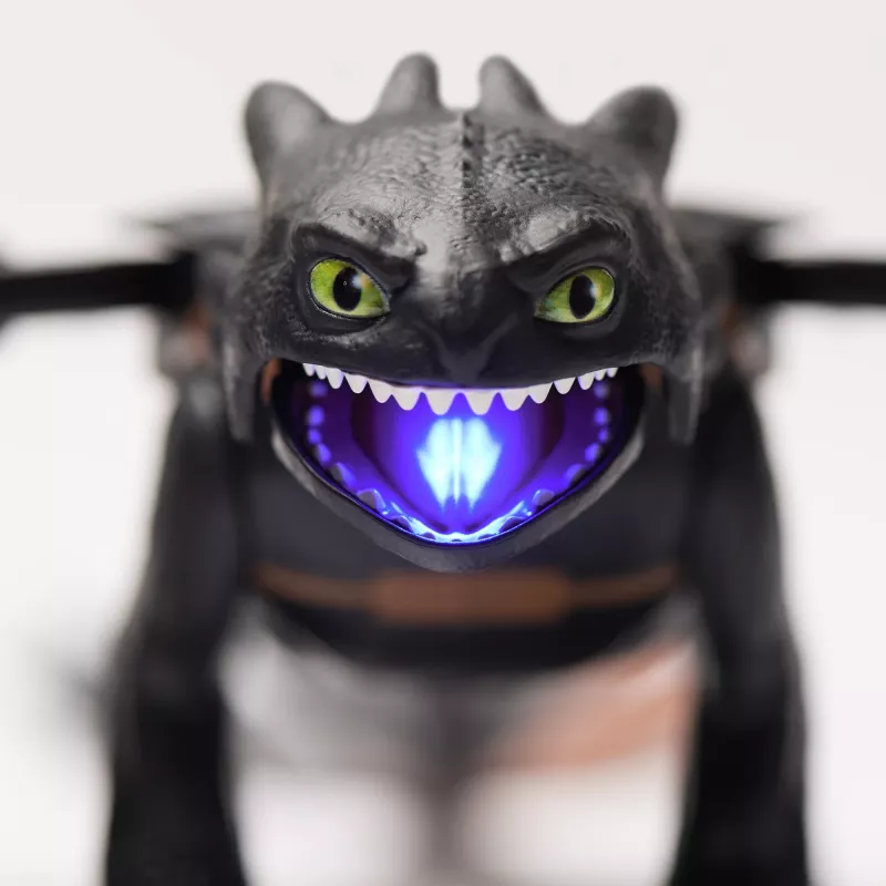 Figurka Spinmaster Ultimate Plasma Blast Toothless 25-calowe skrzydła, światła i dźwięki, wiek 4+
