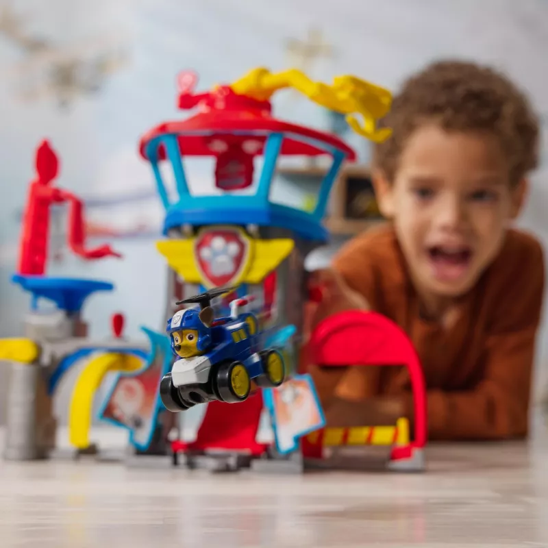 PAW Patrol: Air Rescue, zestaw Pup Squad Adventure Bay Airport, z samochodem Chase i wyrzutnią pojazdów, zabawki dla chłopców i dziewczynek od 3 lat