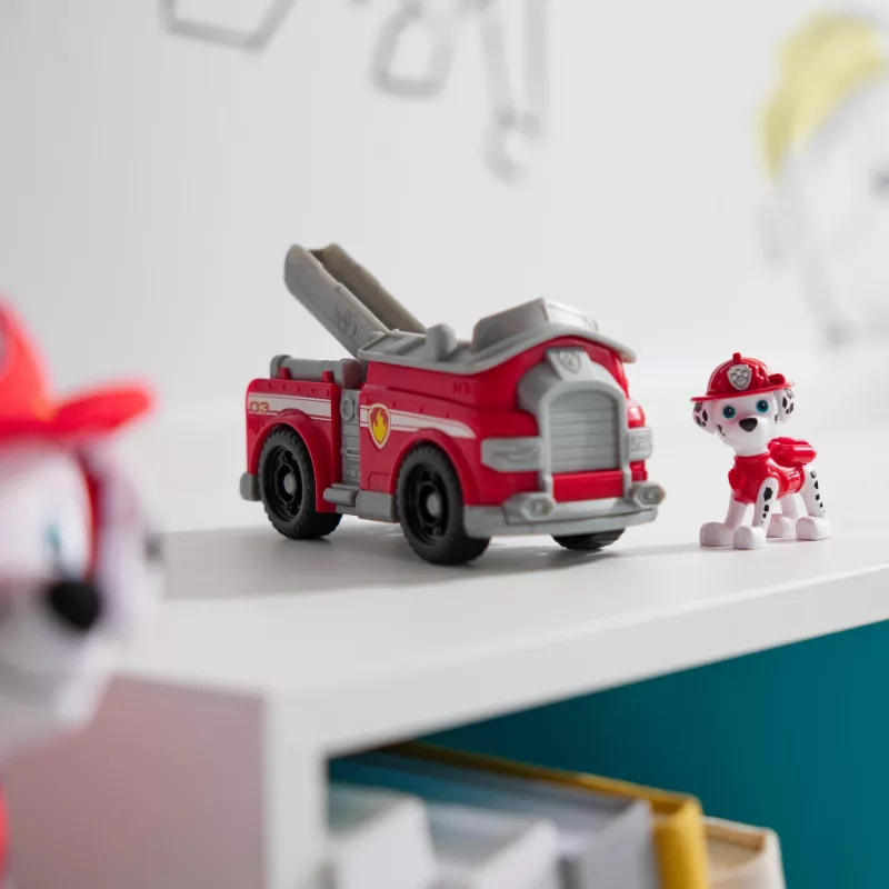 PAW Patrol , Marshall’s Firetruck, Pojazd zabawkowy z kolekcjonerską figurką, zabawki przyjazne środowisku dla chłopców i dziewczynek od 3 lat