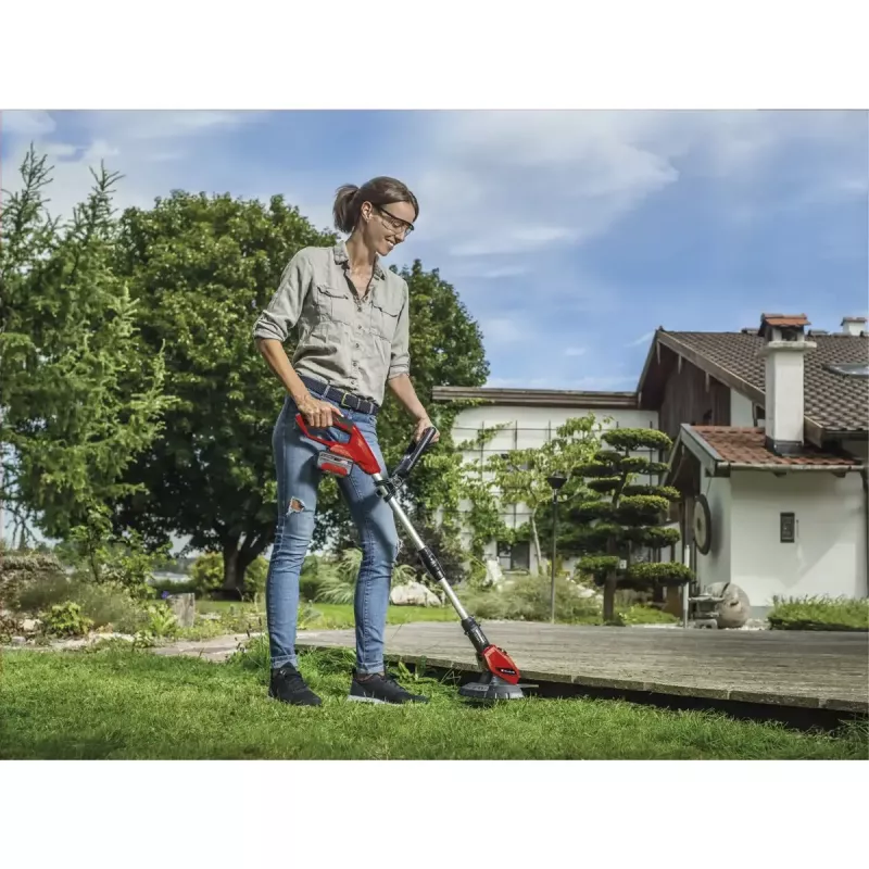 Zestaw bezprzewodowej kosiarki i podkaszarki do trawy EINHELL GE-CM 18/30 + GE-CT 18, czerwony/czarny, Li-ion 4,0 Ah