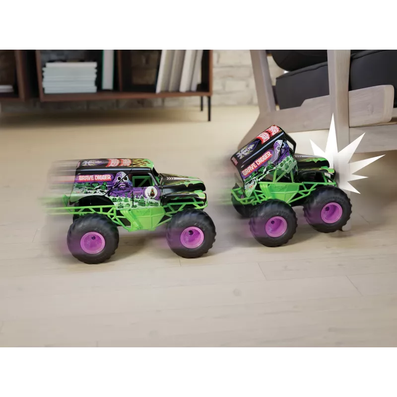 Monster Jam, Oficjalny Smash & Bash Grave Digger Zdalnie Sterowany Pojazd Do Użytku Wewnątrz i Na Zewnątrz, Skala 1:15, Naprawialny Monster Truck, Zabawki Dla Chłopców i Dziewczynek Od 4 Lat